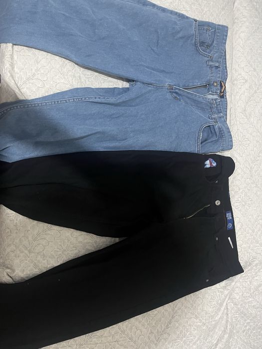 Джинсы белые и черные