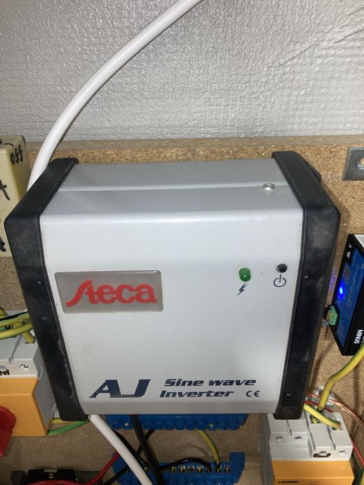 Инвертор Steca 275VA