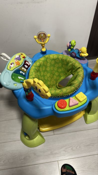 Centru de activitati bebe jumper