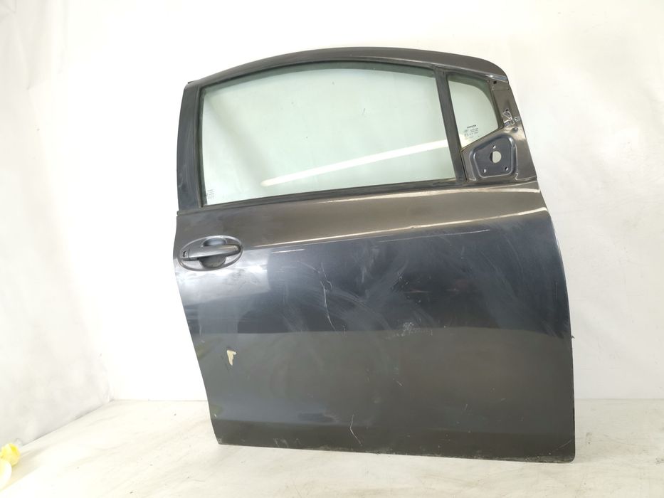 Врата (Портиер) Дясна Ярис / Yaris Оригинална В Добро Състояние