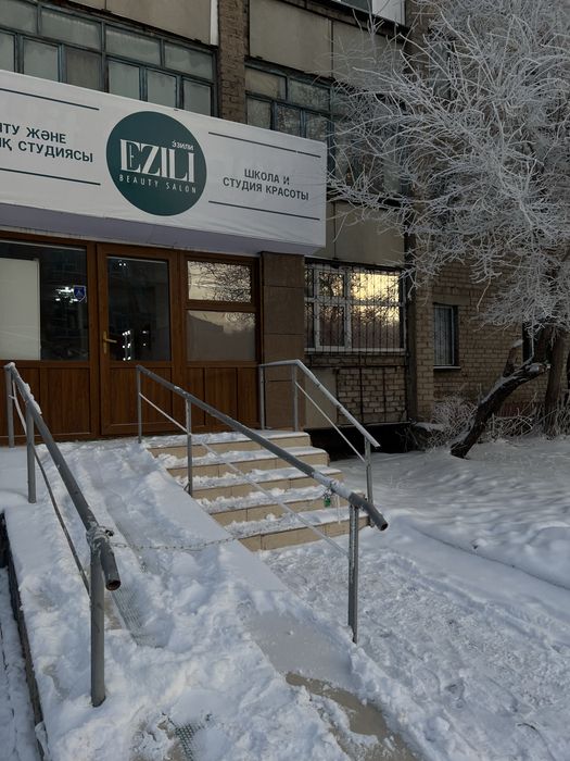 Продам действующую ногтевую студию