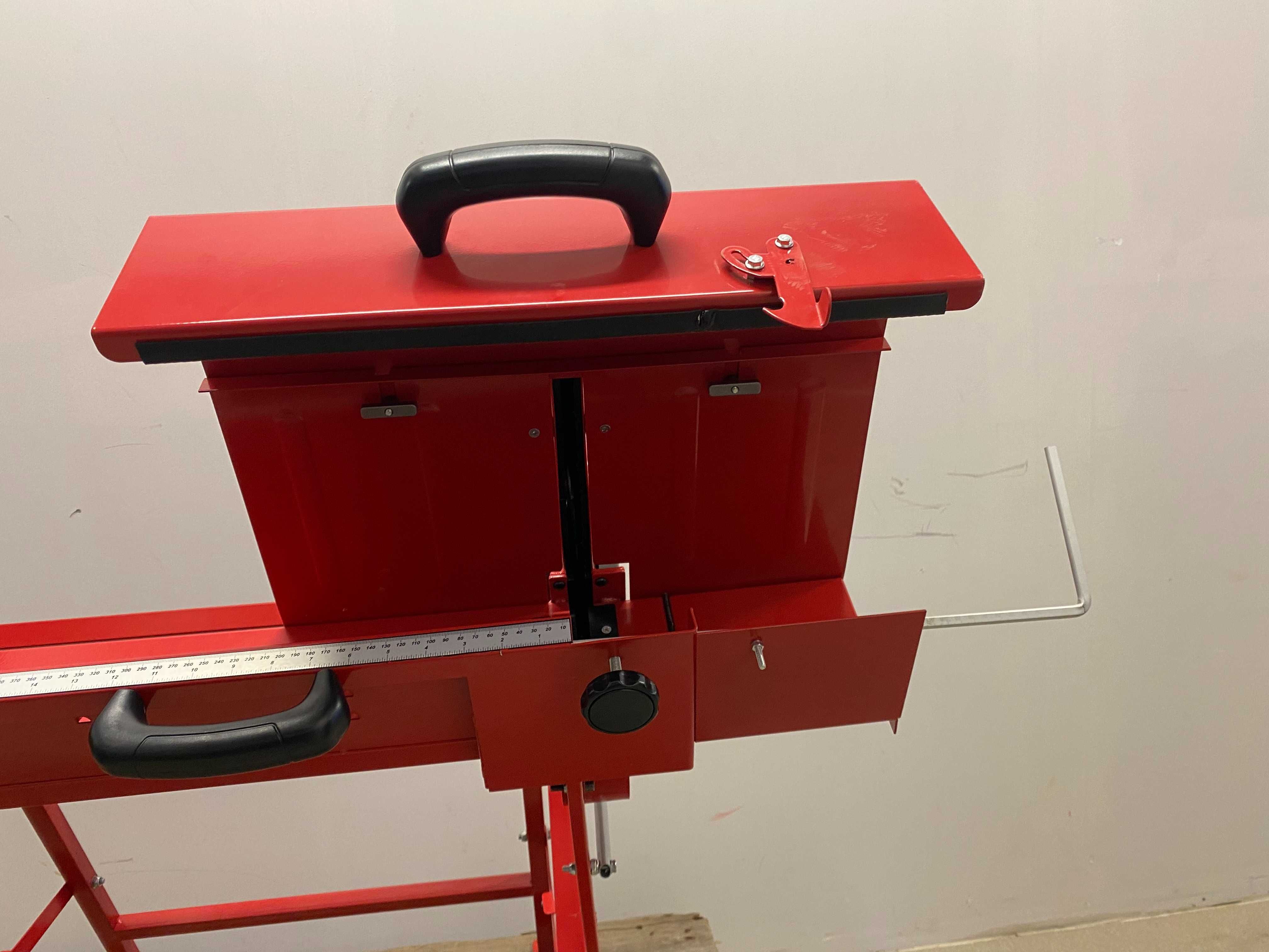 129940	Циркуляр за рязане на дърва до 130mm 2200W RD-LS01