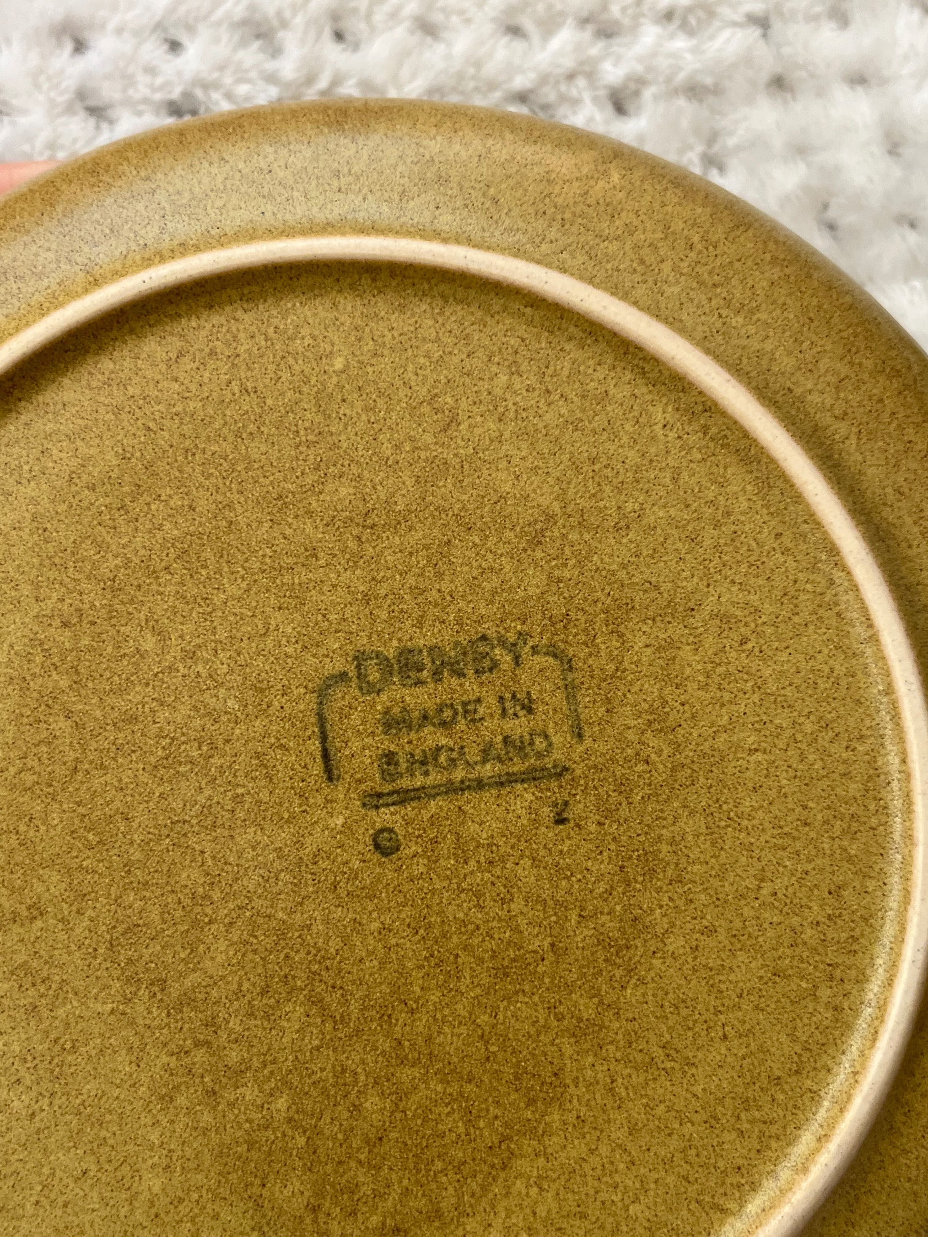 Чаша за кафе с подложни чинийки Denby England