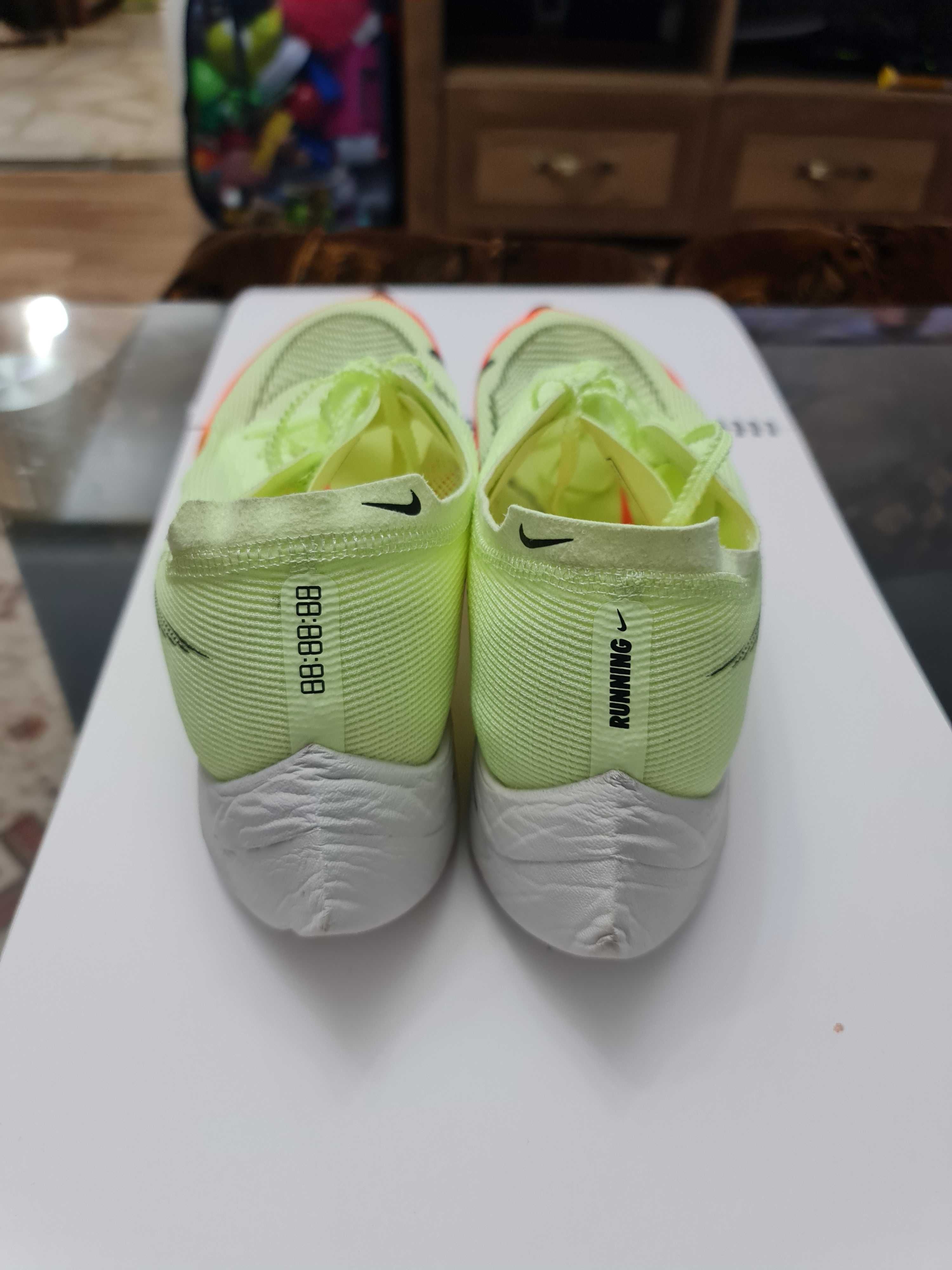 Нови, летни, оригинални Nike Zoomx