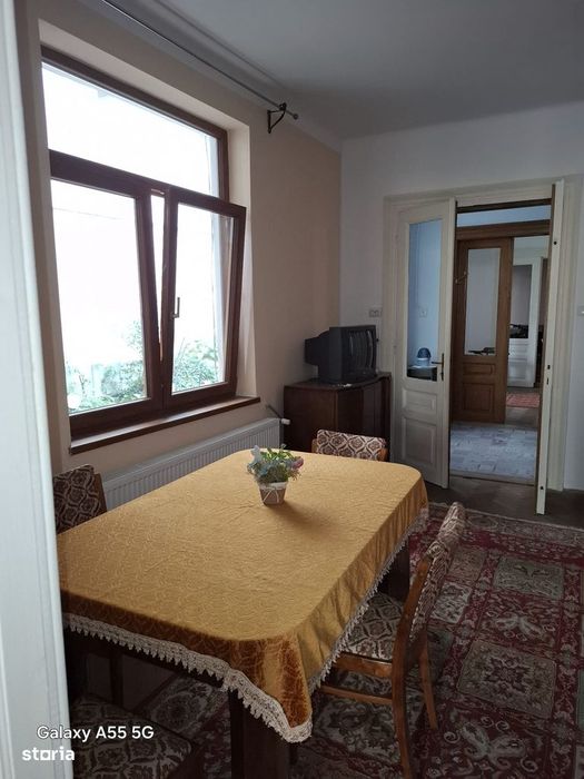 Apartament 3 camere Piata Unirii, parter la casa, suprafata 86 mp!