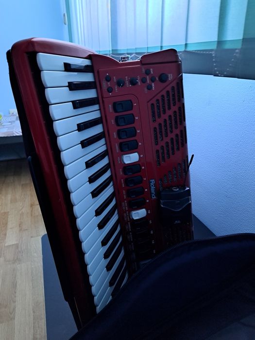 Vand acordeon Fr7 made in italia IMPECABIL ‼️