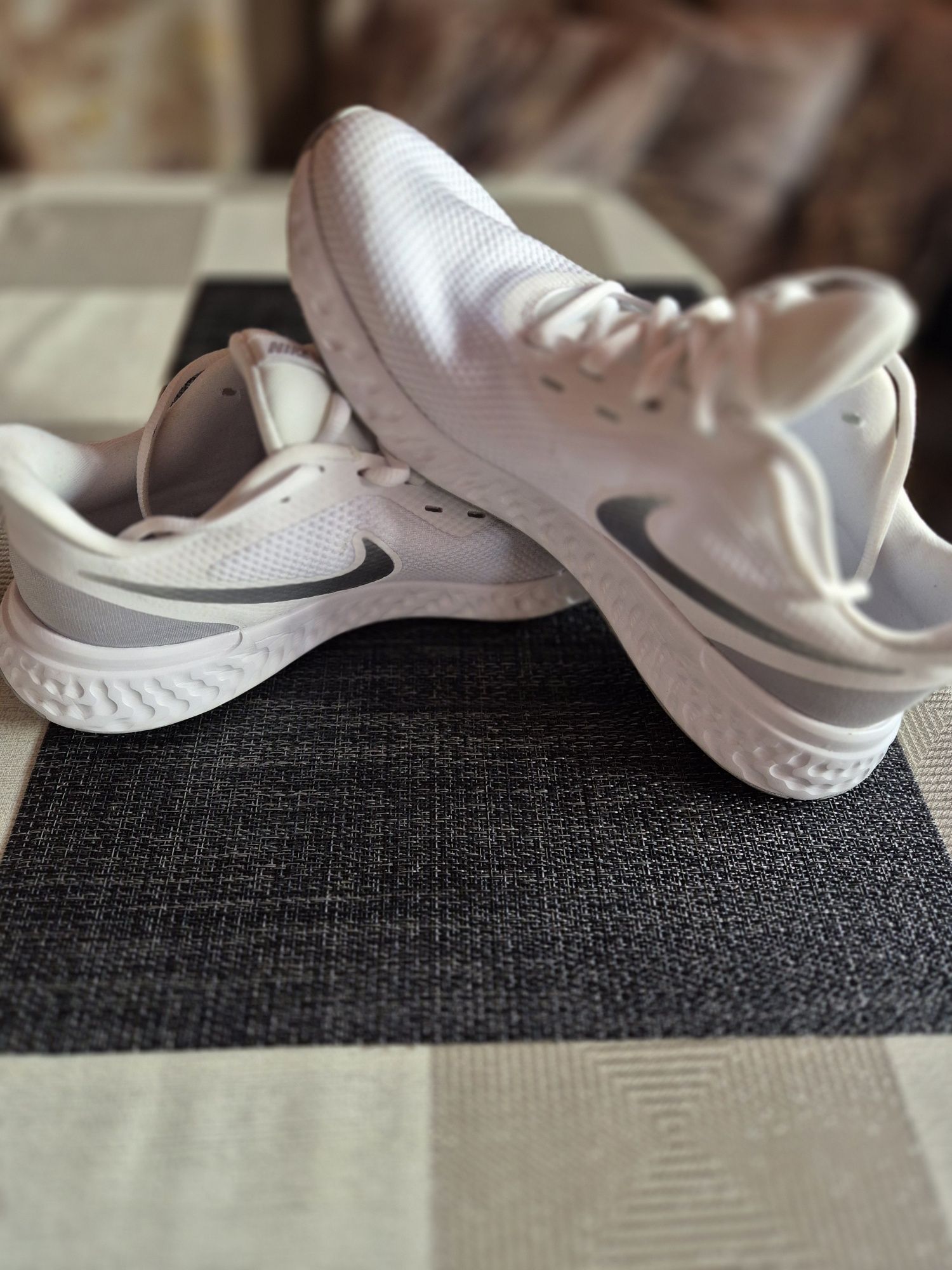 Дамски маратонки Nike 39н