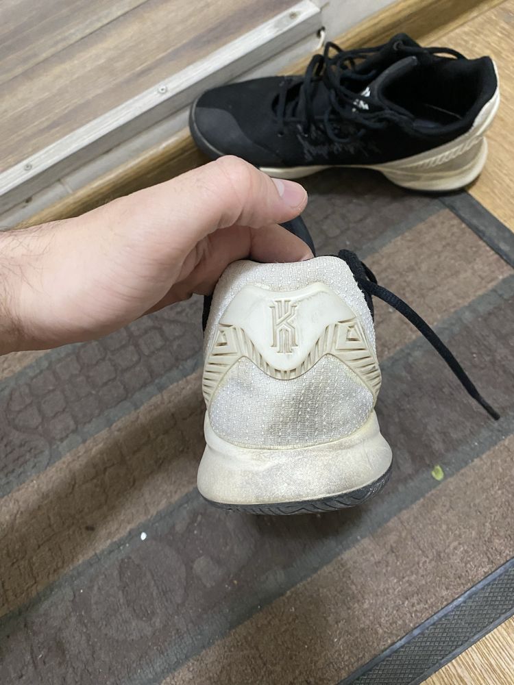 Кросовки Nike Kyrie