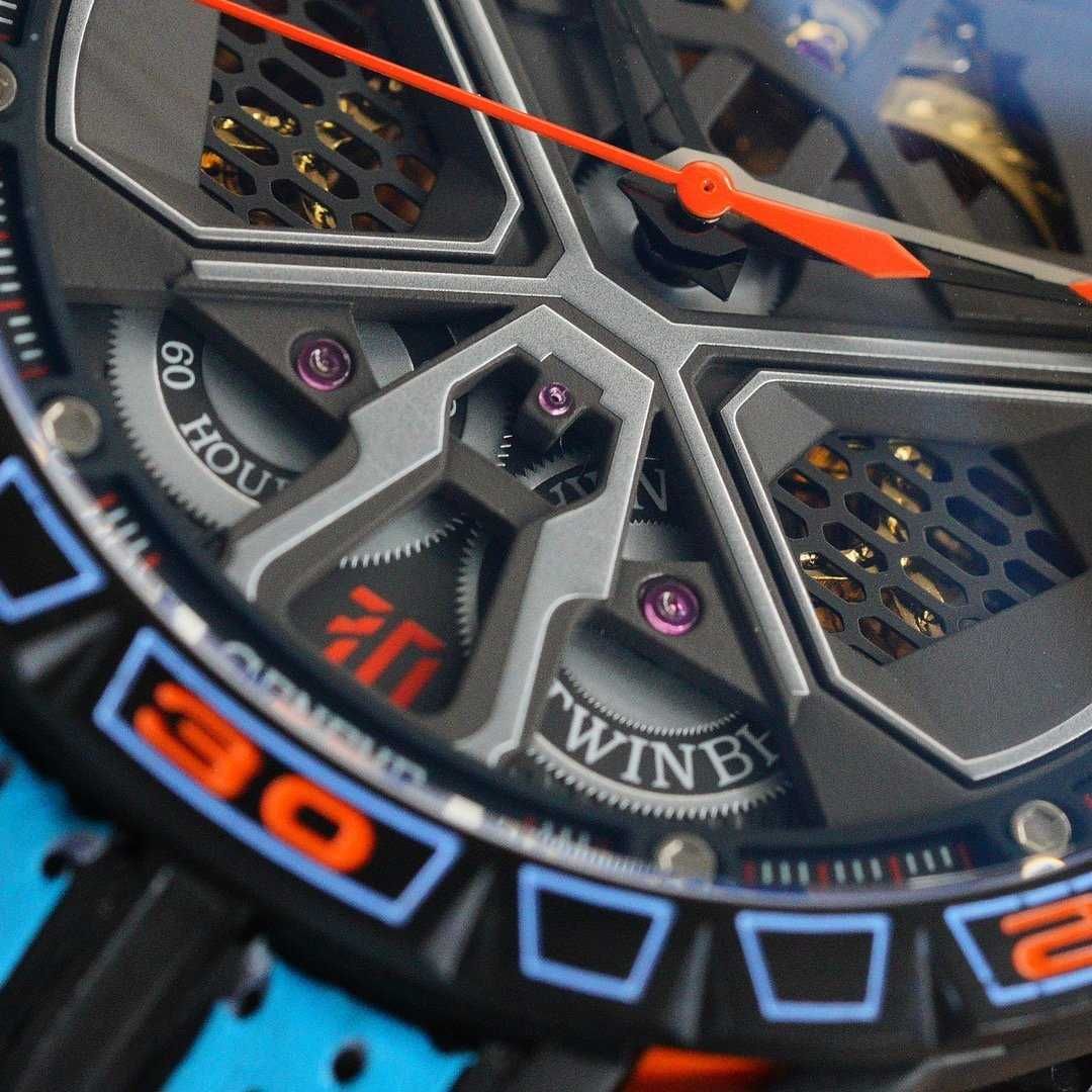 Автоматичен мъжки часовник Roger Dubuis Excalibur Huracán STO