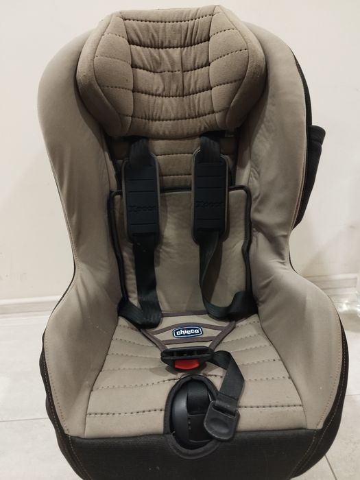 Столче за кола Chicco