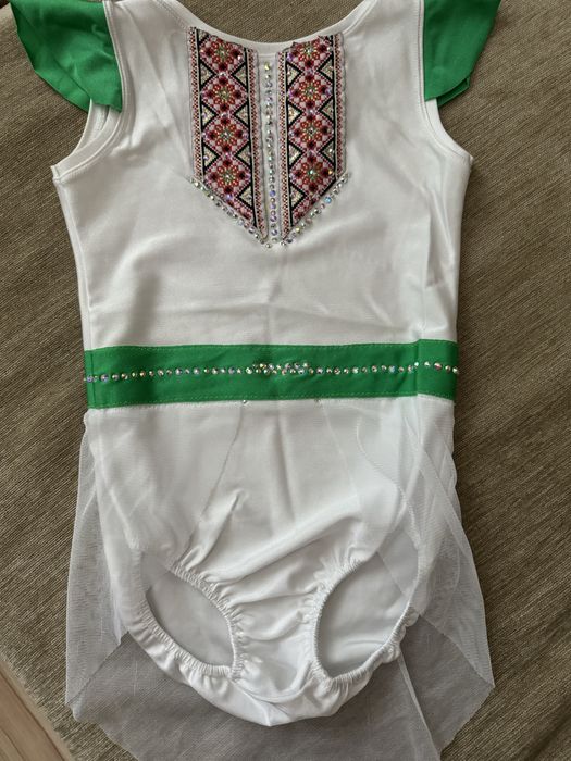 Трико за худежествена гимнастика.