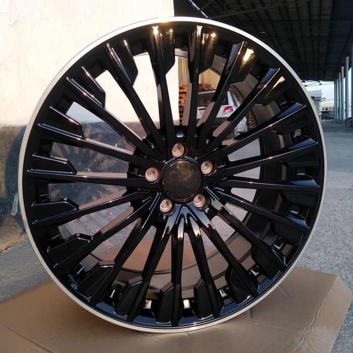 W214 R20 разноширокие диски