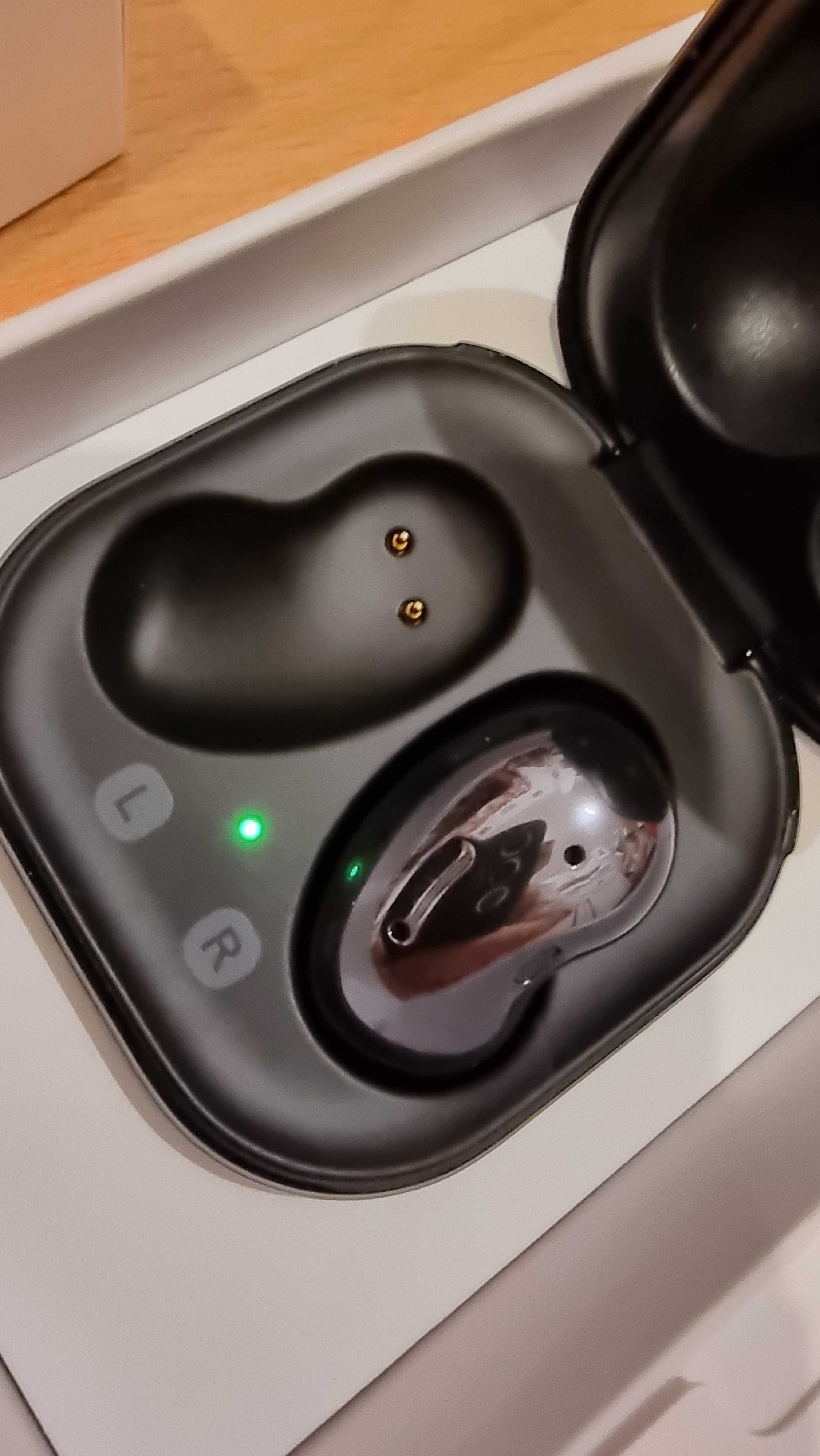 SAMSUNG galaxy buds Live casti true wireless - cu factura noi sigilate