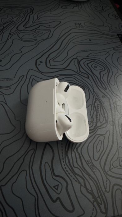 Casti Apple AirPods Pro ( gen 1 )