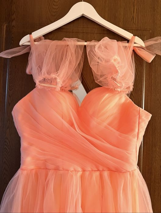 Vand rochie de ocazie