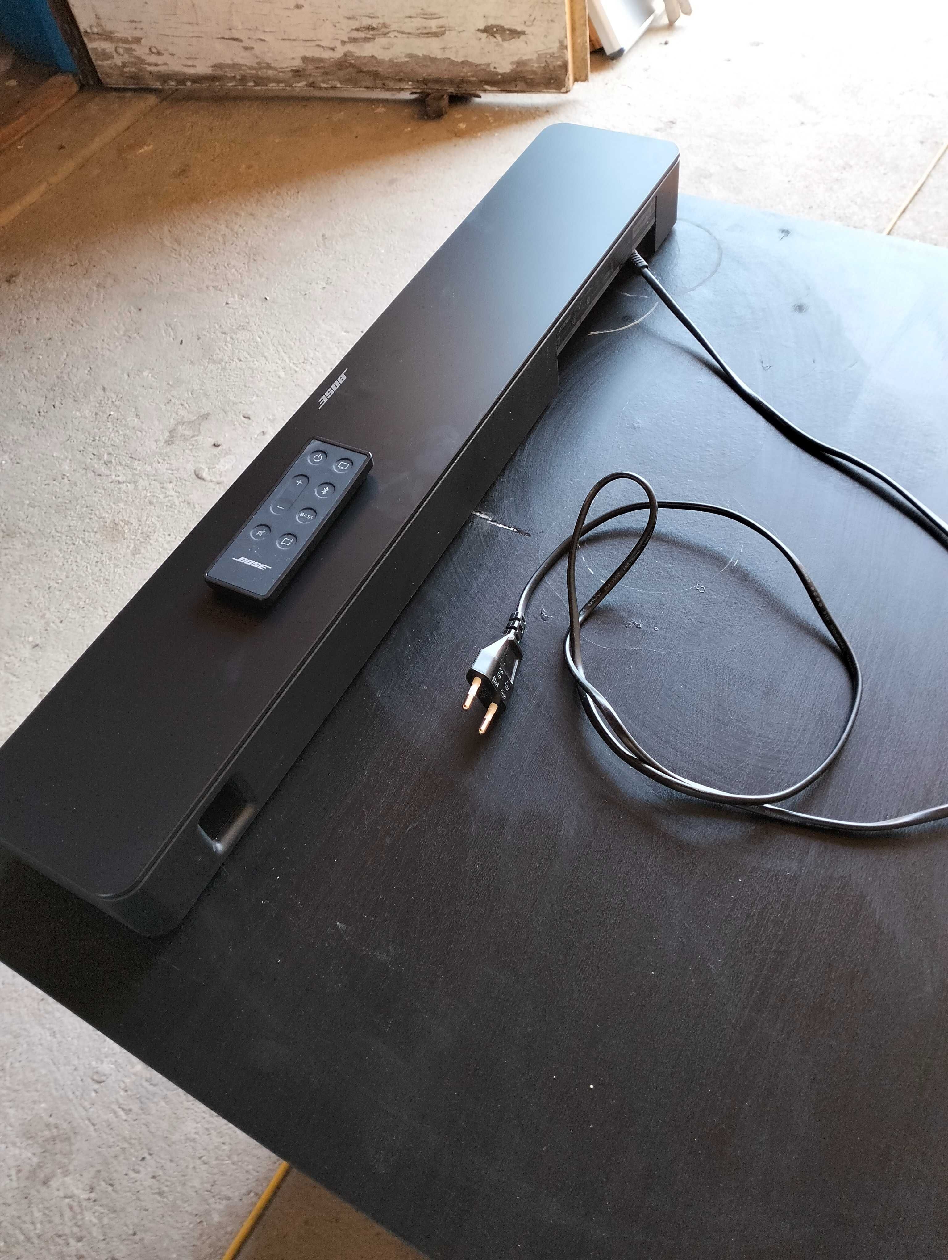 Vând soundbar bose