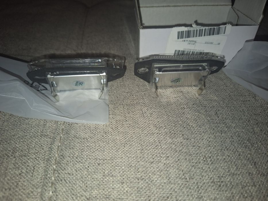 Vand set lămpi numar de inmatriculare Ford Mondeo
