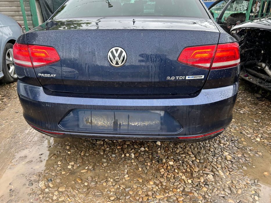 Aripă stânga spate Volkswagen Passat B8