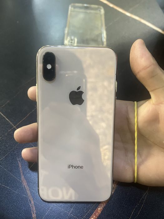 Iphone xs 64 gb sotiladi srochna