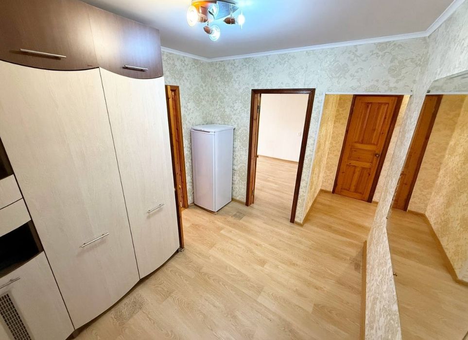 Продам 3 к квартиру на Соколе 5/5