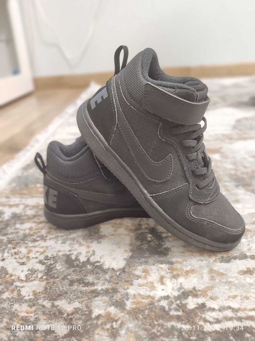 Детски маратонки найк