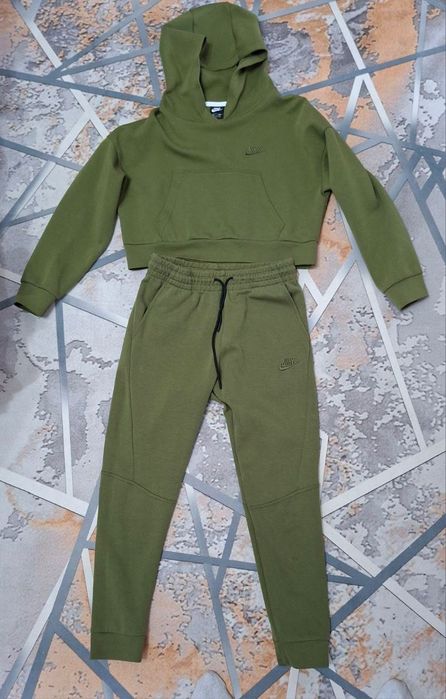 Спортивный костюм Nike