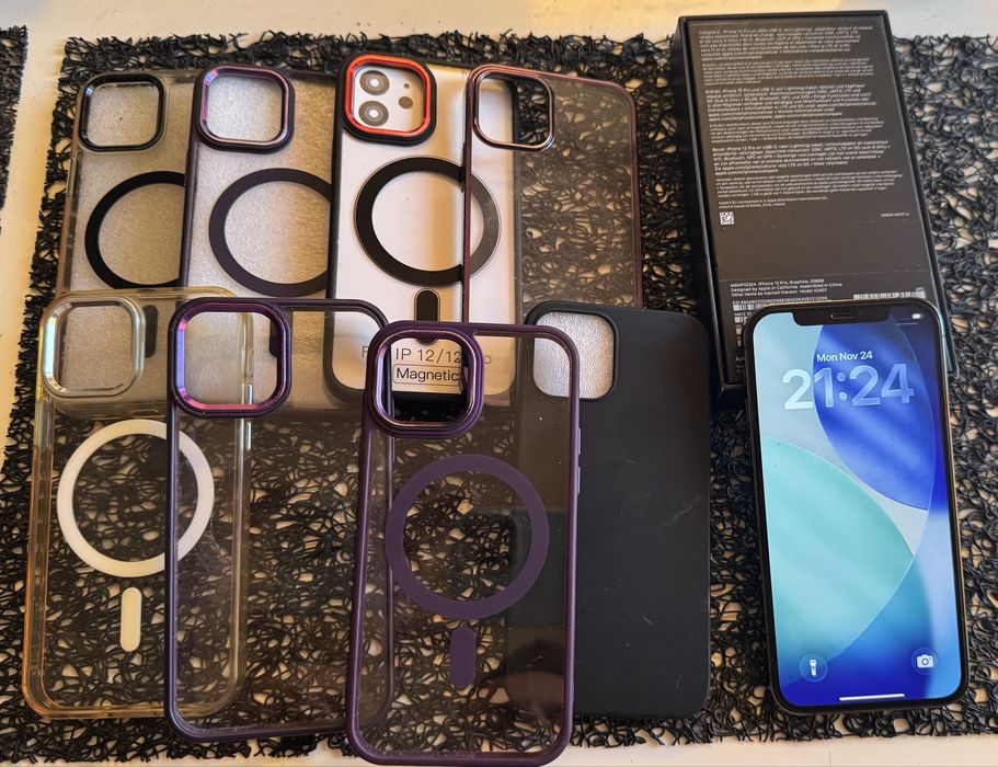 IPhone  12 pro Graphite пълен комплект/95%батерия/като нов