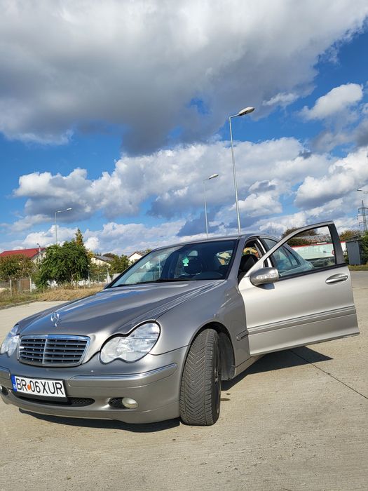 Mercedes c220 2004