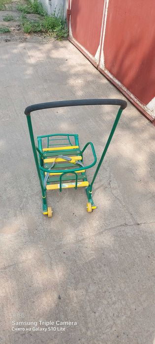 Прадам санки на колёсах