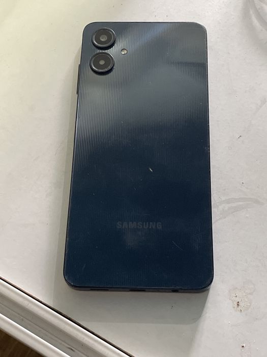 Samsung A06 продам