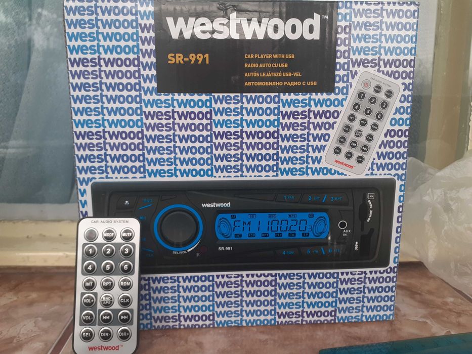 Casetofon de mașină Westwood cu telecomandă