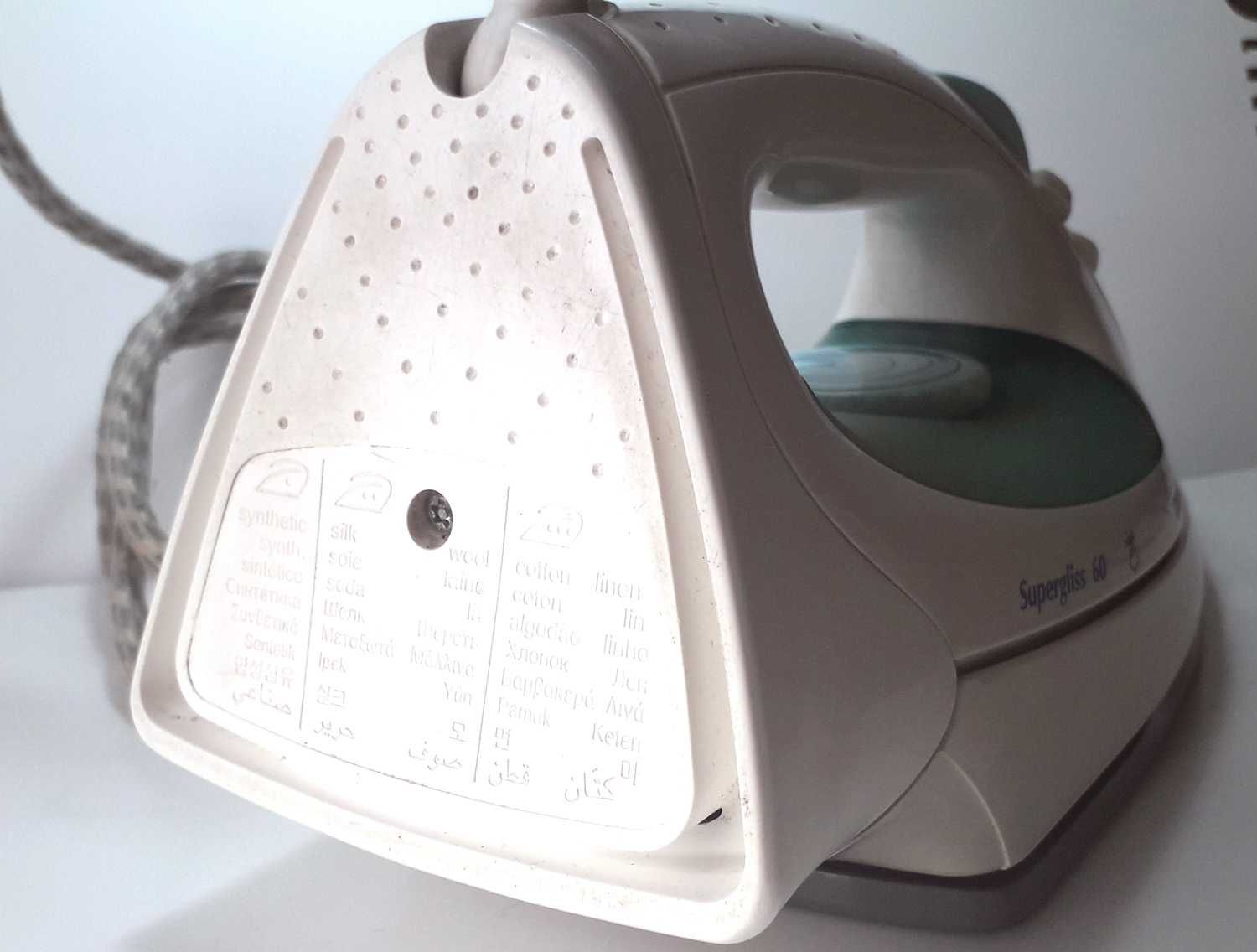 Парна ютия Tefal Supergliss 60