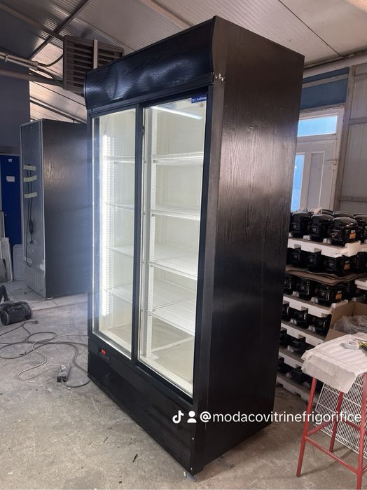 Vitrina frigorifica verticala cu usi glisante 125cm