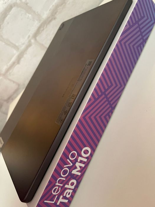 Vand tableta lenovo tab m10 in garantie!!
