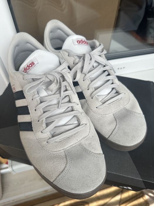 Кроссовки размер 43-44