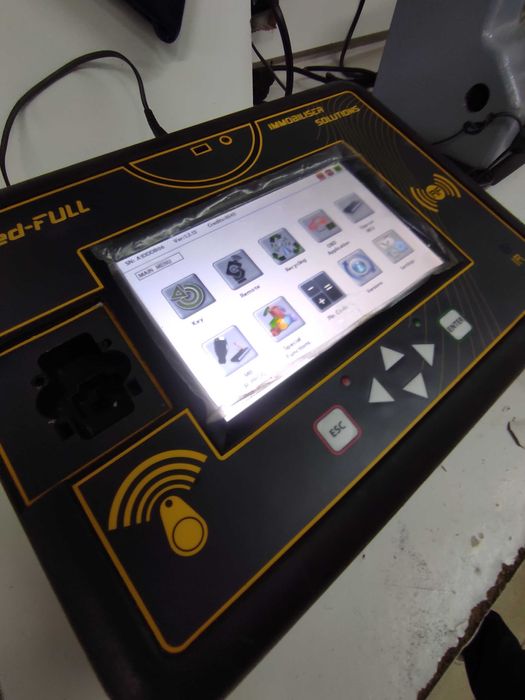 ZED-FULL Машина за Ключове