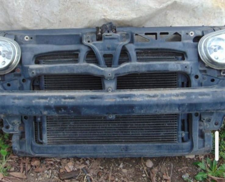 Vând piese VW Golf 4