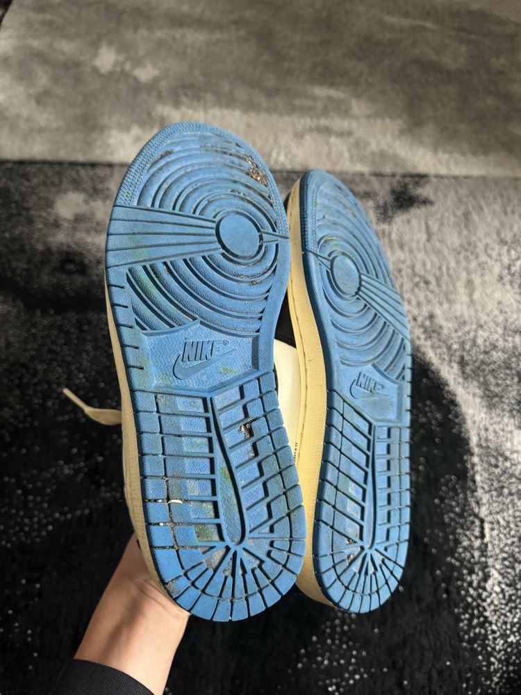 Jordan 1 Travis Scott Fragment