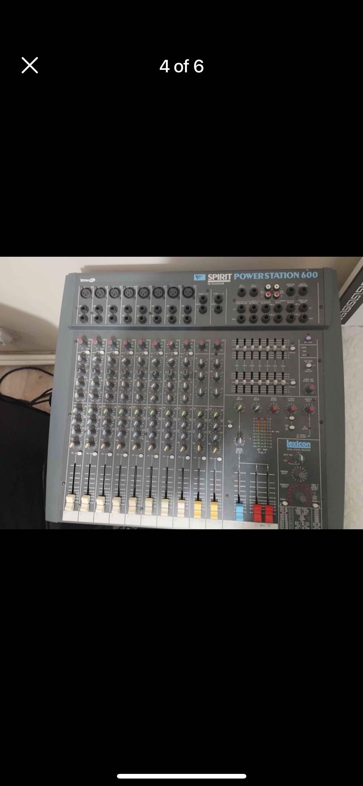 Power mixer Soundcraft 600