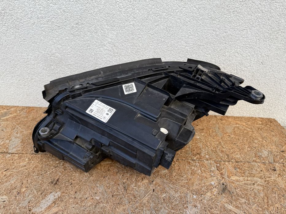 Far dreapta Mercedes E Class w213 Full LED MultiBeam Blue Line Origine