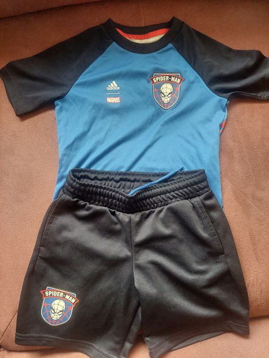 Футболен екип Adidas Marvel Spider Man , р-р  116