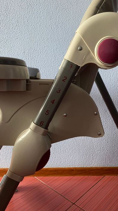 Детский стул для кормления