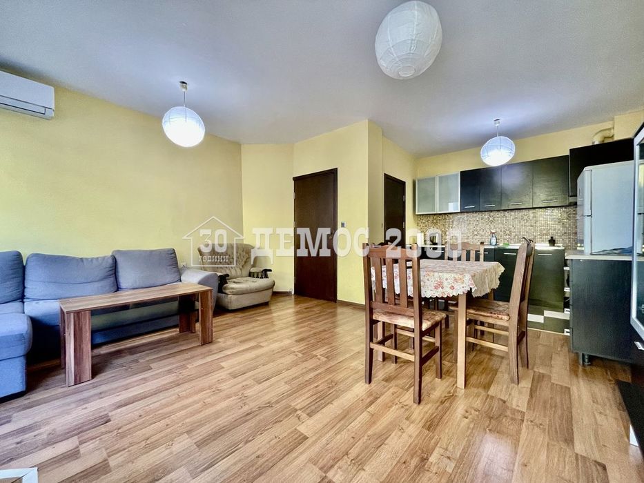 Просторен двустаен апартамент в отличен район за инвестиция