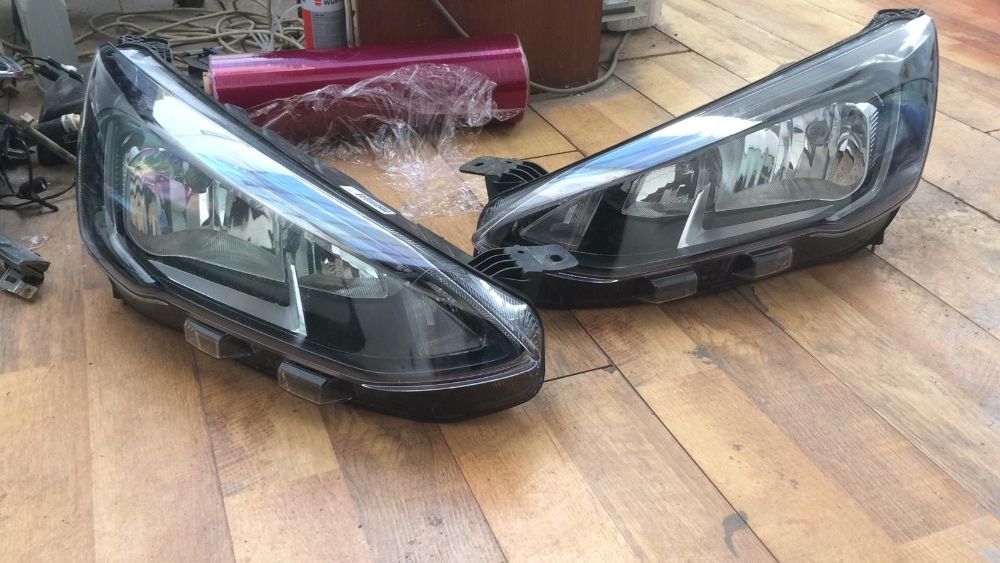 Far faruri Ford focus 4 Mk4 2018 , 2019 , 2020 , 2021 Daylight led