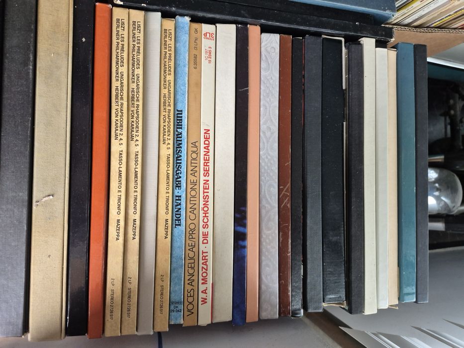 Vând lot 100lp Discuri Vinil colectie muzică clasică mixta