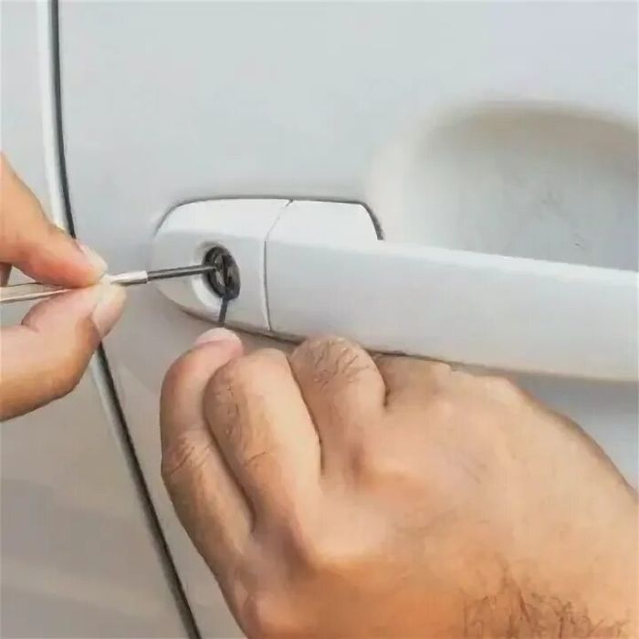 Вскрытие автомобилей без повреждения и царапин. Вскрытие замков