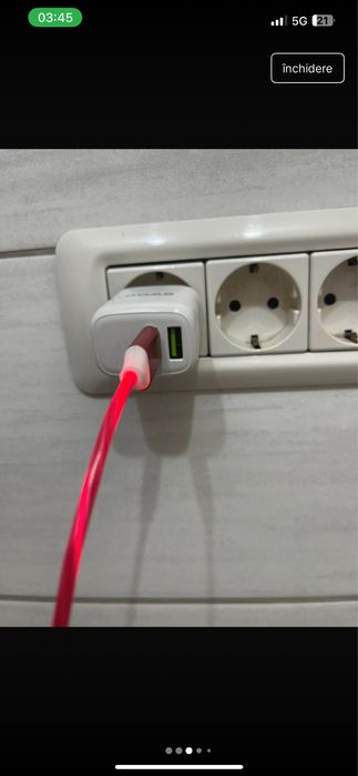 Incatcator nou Iphone plus alte 2 mufe. Cu led uri