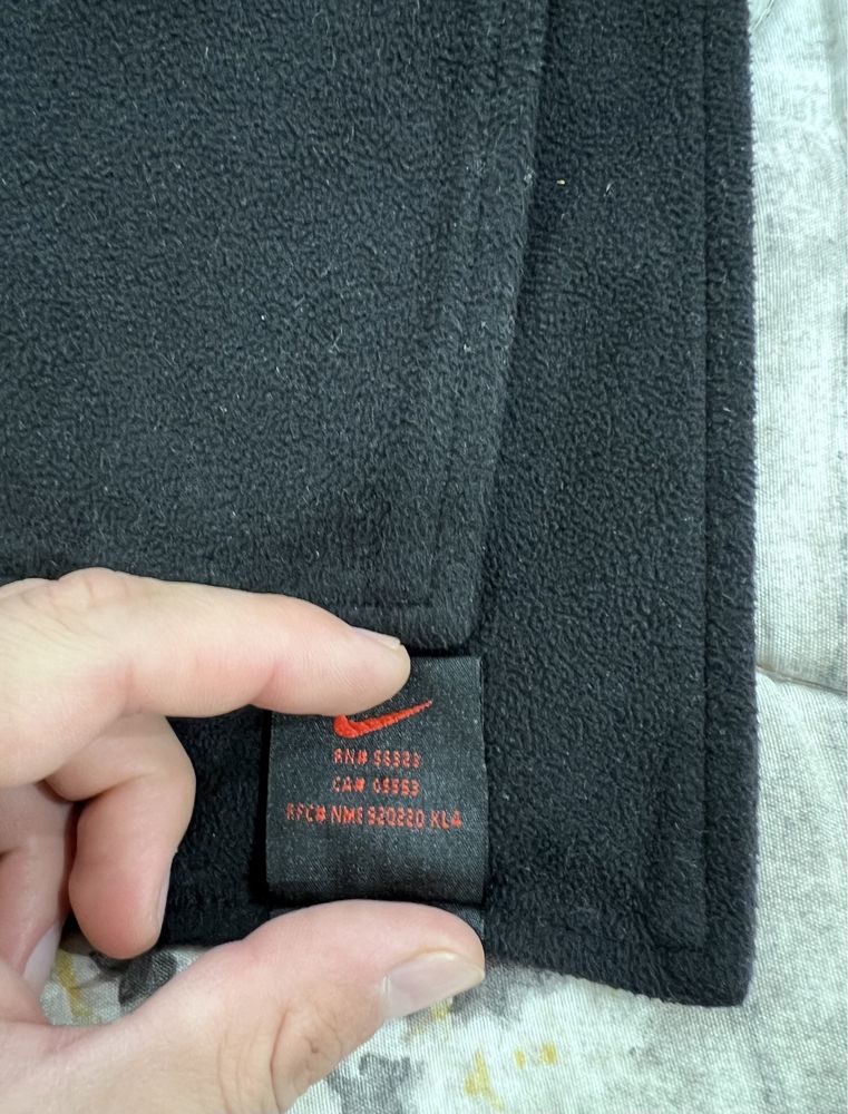 Поларен шал на Nike