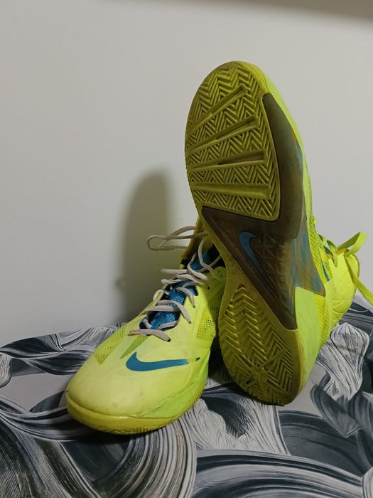 adidasi baschet Nike hyper fuse