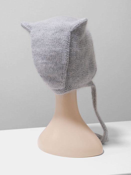 Шапка вязанная, коточепчик